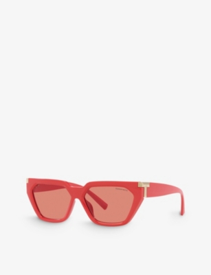 Shop Tiffany & Co Tf4205u Branded-arm Irregular-frame Acetate Sunglasses In Coral