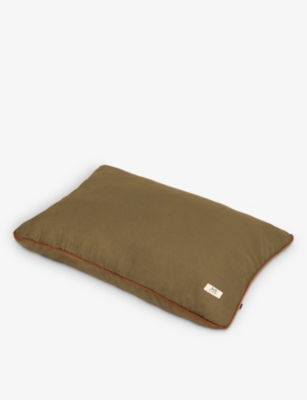 LISH: Padbury medium linen pillow bed