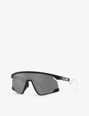 Shop Oakley Women's Black Oo9280 Bxtr Rectangle-frame Acetate Sunglasses