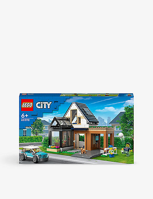 LEGO: LEGO® City 60398 Family House And Electric Car playset