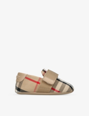 Burberry Baby  Check Booties In Beige