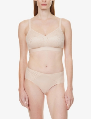 Chantelle 13F8 Norah Supportive Wirefree Bra
