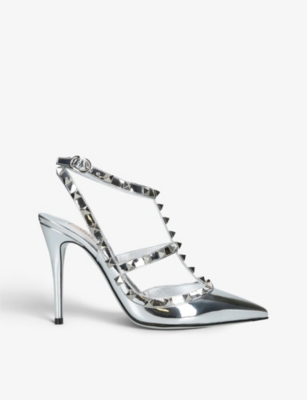 VALENTINO GARAVANI: Rockstud 100 pointed-toe patent-leather courts