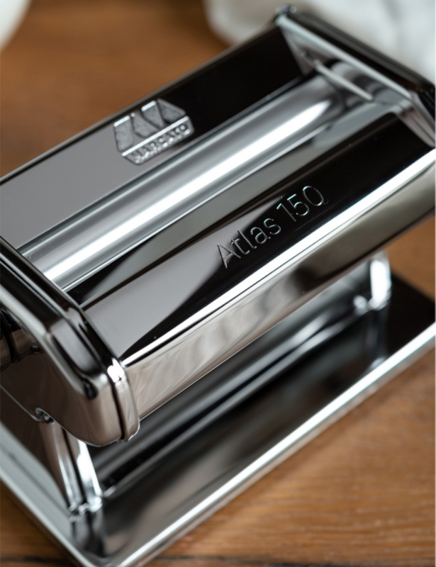 Atlas 150 wellness chrome-plated steel pasta roller machine