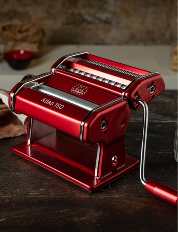 Atlas 150 chrome-plated steel pasta roller machine
