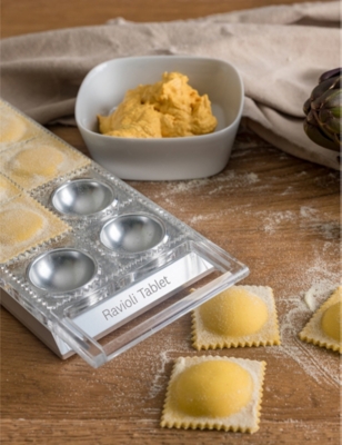 MARCATO: Ravioli aluminium pasta cutter tablet and rolling pin