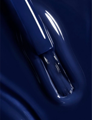 Chanel Fugueuse 127 Le Vernis Nail Colour 13ml In Fugueuse 127