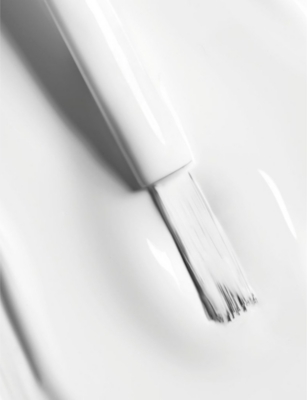 CHANEL: <strong>LE VERNIS</strong> Nail Colour 13ml
