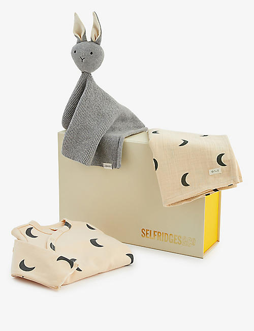SELFRIDGES: Beyond The Stars baby hamper 3-6 months – 3 items included