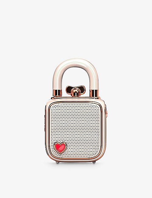 THE TECH BAR: Love-lock bluetooth speaker