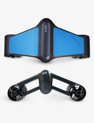 THE TECH BAR: GEN Underwater smart scooter
