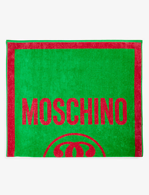 MOSCHINO：Milano 徽标印花棉毛巾 160 厘米 x 93 厘米