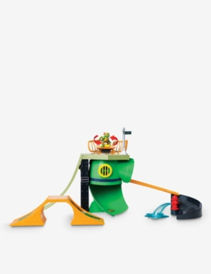 TMNT: Turtle Madness Skate Park playset