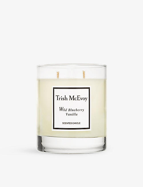 TRISH MCEVOY: Wild blueberry and vanilla scented candle 205g
