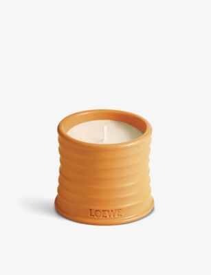 Thyme scented outdoor candle in brown - Loewe Home Scents