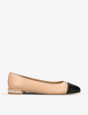 Stuart Weitzman Leather Pearl Ballet Flats With Patent Contrasting Toe In Neutral