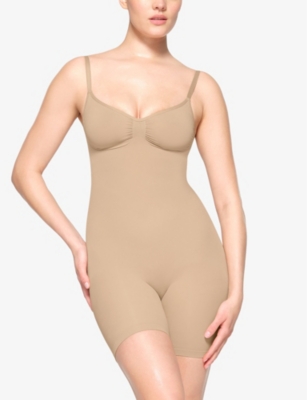 Skims Womens Clay Seamless Sculpt Slim-fit Stretch-woven Bodysuit In Clay