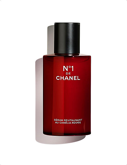 CHANEL: <strong>N°1 DE CHANEL REVITALIZING SERUM</strong> Smooths And Provides Radiance 100ml