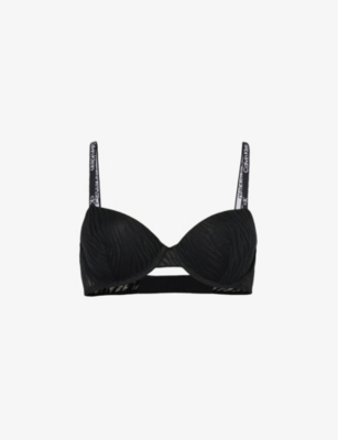 Calvin Klein Lace Bra 34B, Women's Fashion, Undergarments & Loungewear on  Carousell