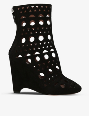 ALAÏA AZZEDINE ALAIA WOMEN'S BLACK VIENNE LASER-CUT SUEDE ANKLE BOOTS