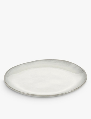 SERAX: La Mère irregular small stoneware plate 18cm