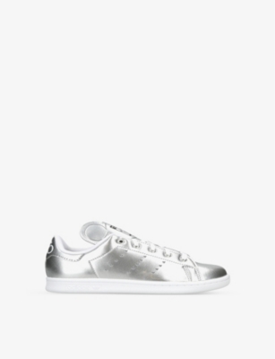 ADIDAS ORIGINALS ADIDAS GIRLS SILVER KIDS X DISNEY MICKEY STAN SMITH RECYCLED-COATED TRAINERS 6-8 YEARS