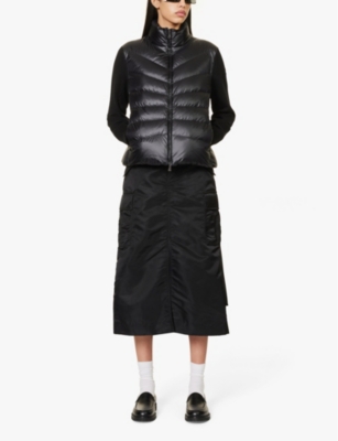 Moncler Womens Black Funnel-neck Brand-patch Regular-fit Shell-down Jacket In Black
