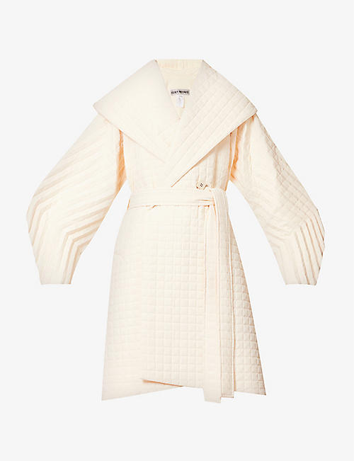 ISSEY MIYAKE: Pleated Grid quilted woven coat