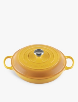 LE CREUSET: Signature shallow cast-iron casserole dish 26cm