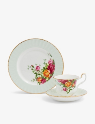Vintage Royal Albert Tea Cup & Saucer Set - The Godown