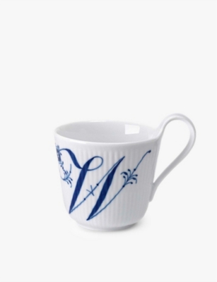 ROYAL COPENHAGEN: Alphabet W porcelain mug 10cm