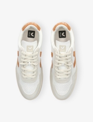 Veja V-90 Sneakers In White