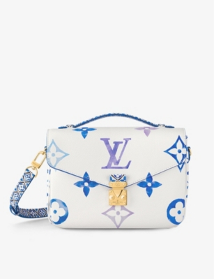 LOUIS VUITTON Pochette Metis Monogram - More Than You Can Imagine