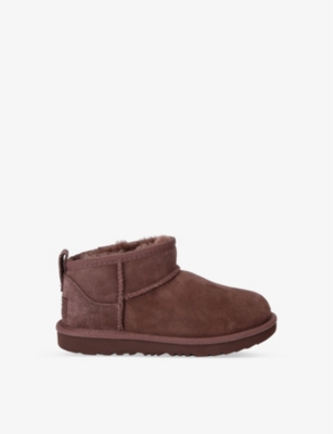 UGG: Classic Ultra Mini sheepskin ankle boots 7-9 years