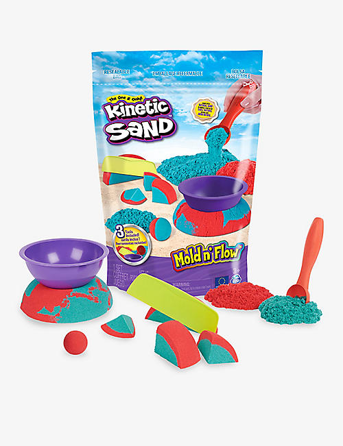 KINETIC SAND: Mold And Flow playset
