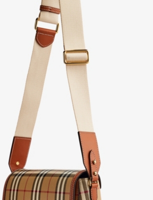 Note check-print shell cross-body bag