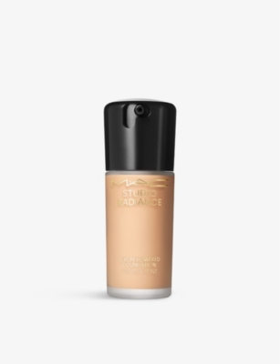 Mac Nw20 Studio Radiance Serum-powered™ Foundation