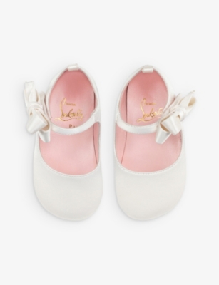 Shop Christian Louboutin Bianco Lou Babe Bow-embellished Leather And Silk Crib Shoes 6-12 Months In White