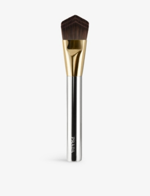 Prada Foundation Optimizer Brush