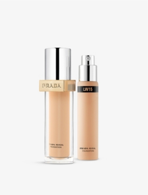 Prada Reveal Skin Optimising Refillable Foundation In Lw15