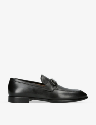 Ferragamo Foster Gancini Loafers In Hammered Leather In Black