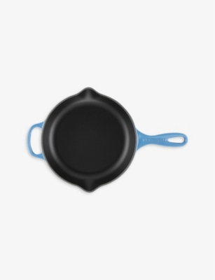 LE CREUSET: Signature round cast-iron skillet 23cm