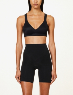 SPANX: Everyday Shaping High-Rise Shorts