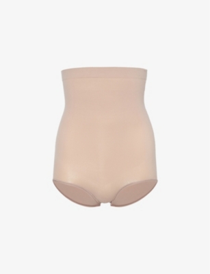 SPANX Everyday Shaping Nude Shorts