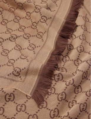 GUCCI: Monogram-pattern fringed-trim wool knitted scarf