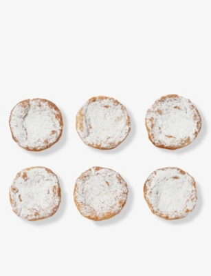 BLONDIES KITCHEN Mince Pie Cookie Cups vanillaflavoured cookie dough