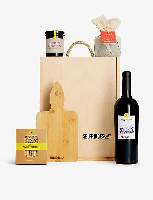 SELFRIDGES SELECTION: The Mini English Cheese Board gift box - 5 items included