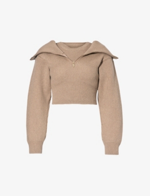 Jacquemus Risoul Cropped Ribbed Merino Wool Half-zip Sweater In Light Beige