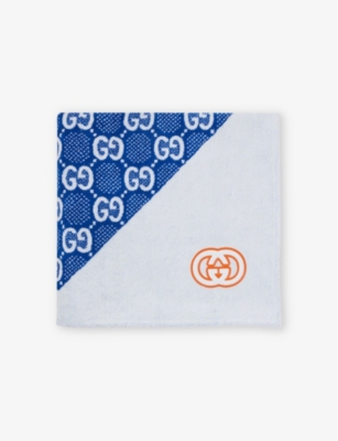 GUCCI GUCCI WOMEN'S BLUETTE/WHITE GG JUMBO LOGO-PRINT COTTON TOWEL 95CM X 165CM 