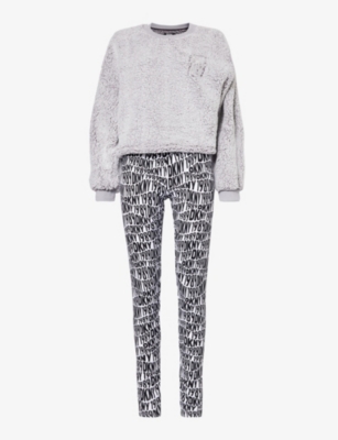 DKNY: Feeling It branded fleece pyjamas